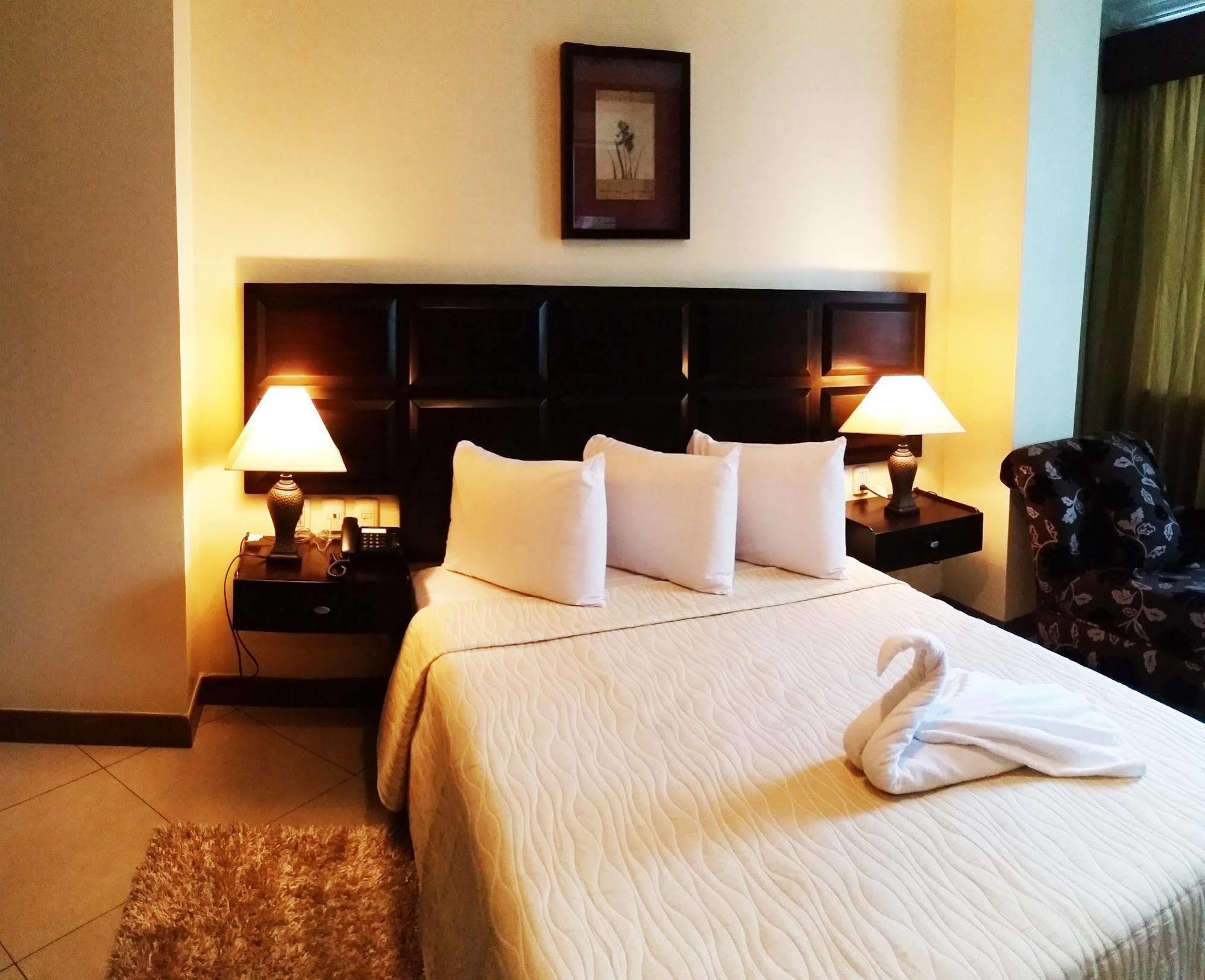 Atlantic Blue Hotel Guayaquil Extérieur photo
